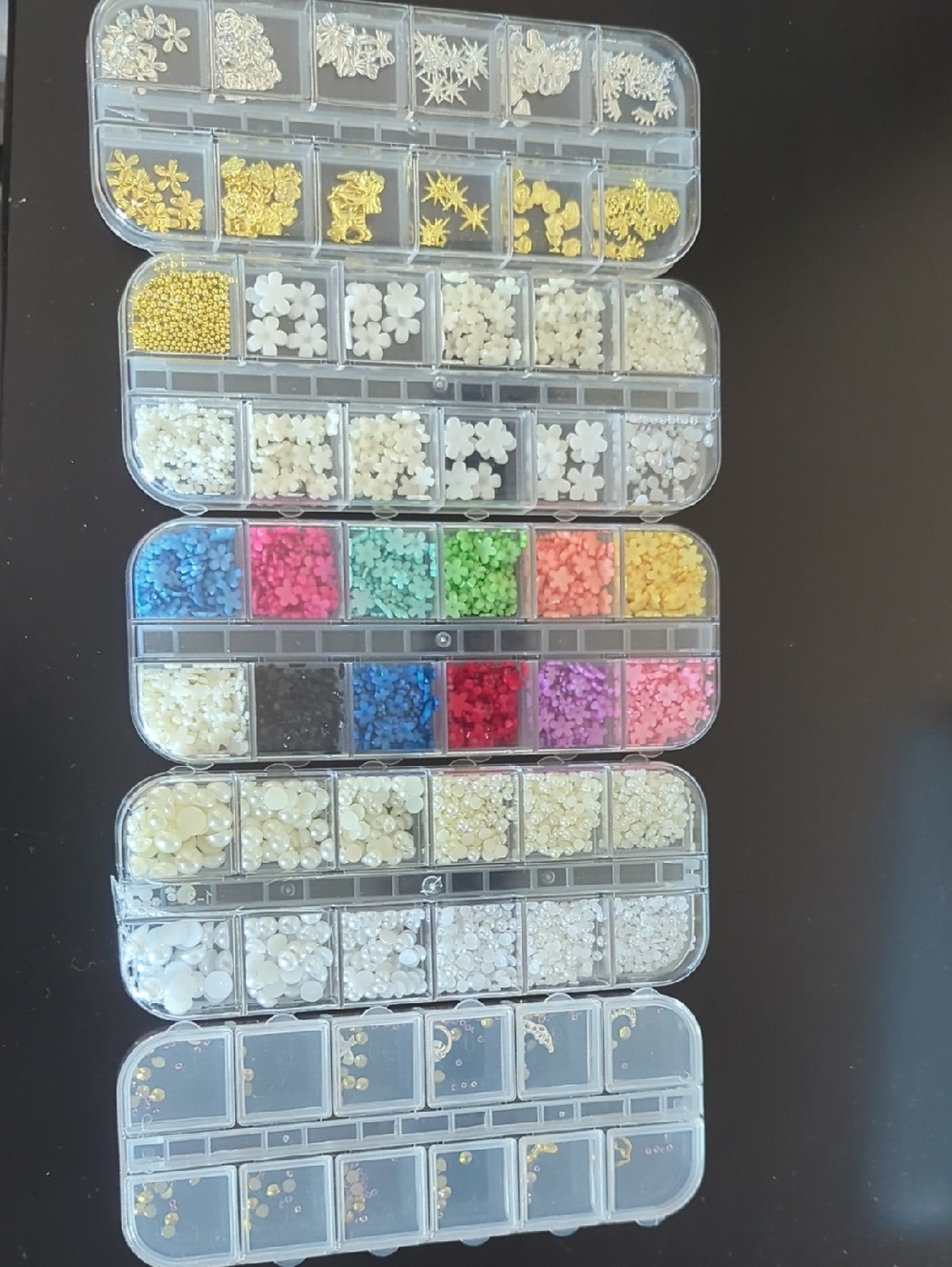 Nail Art Rhinestone and Charm Multi-Color Mix